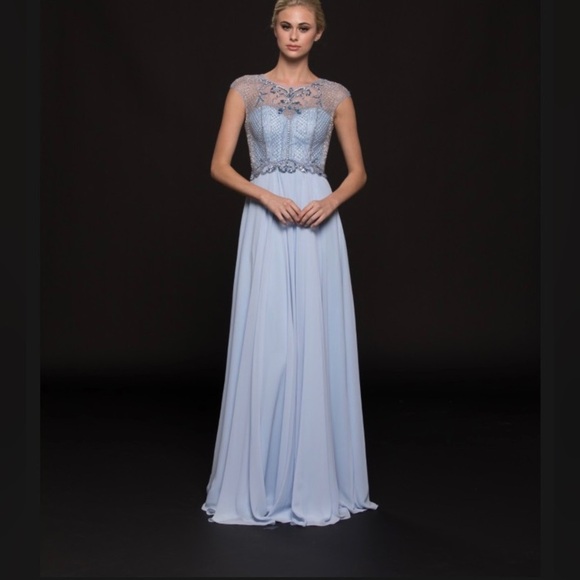 NWT Glow Special Occasion Sleeveless Beaded Bodice Dress w Beautiful Flowy Skirt - Picture 1 of 6